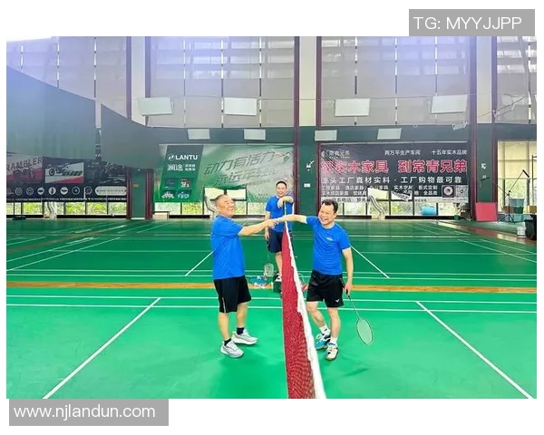 杭州羽毛球队在杯赛中的速度表现分析与精彩瞬间回顾